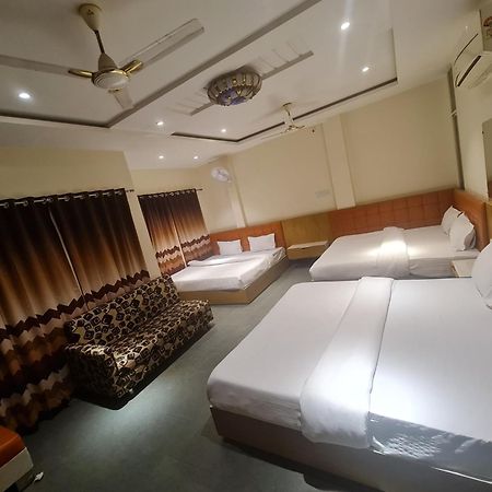 Hotel Empire Удджайн Экстерьер фото